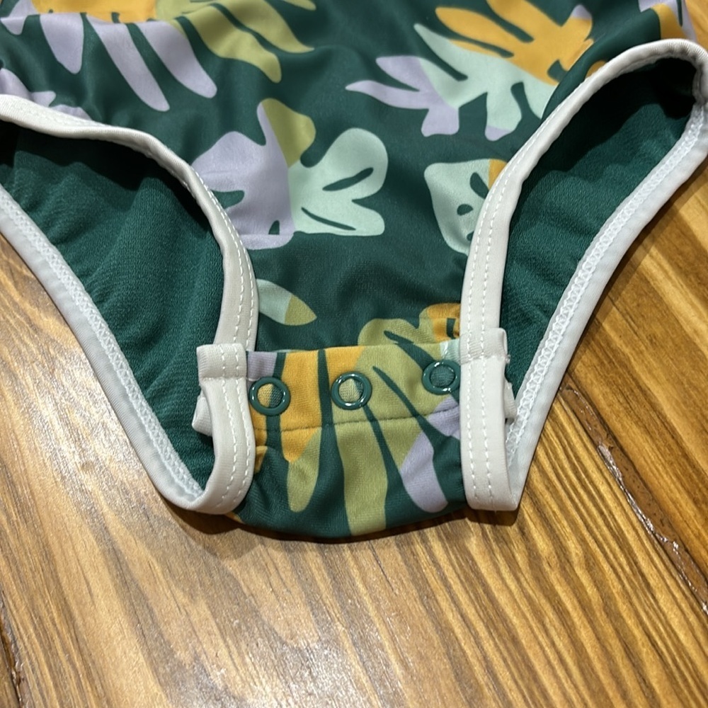 Little Co. By Lauren Conrad Size 9 Month Bathing Suit - Picture 3 of 4